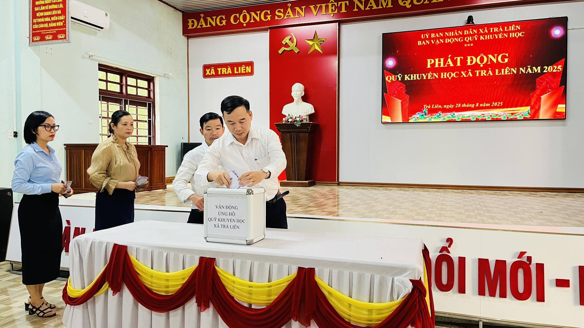 anh tin bai